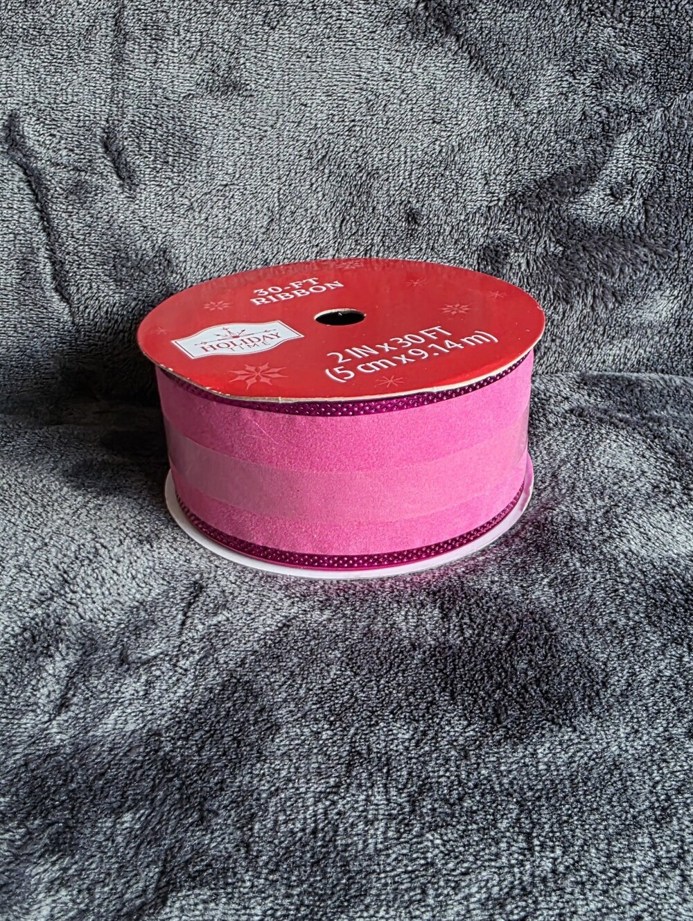 New Holiday Time Christmas 30 ft pink ribbon spool 2in × 30ft (5cm x 9cm)